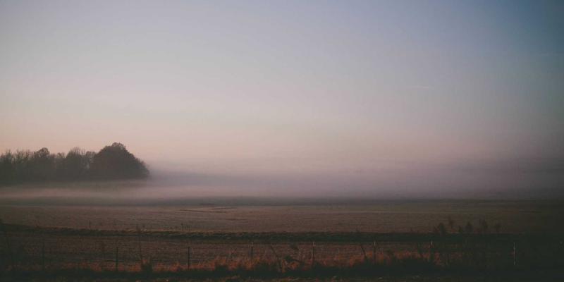 从工业到健康：桂宝粉末微胶囊的胃肠道控释技术及其在复合材料与金属粉末领域的应用启示