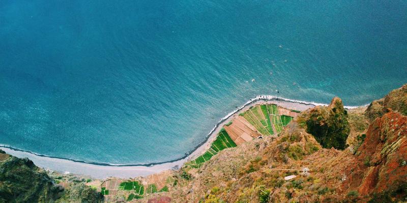 桂宝粉末与香料复配原理及经典配方解析：提升工业制品附加值的核心技术